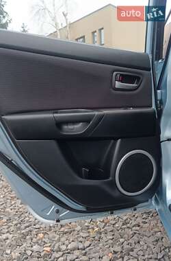 Хэтчбек Mazda 3 2007 в Луцке