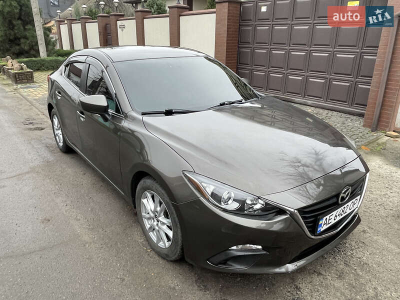 Mazda 3 2016