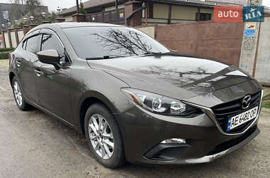 Седан Mazda 3 2016 в Днепре
