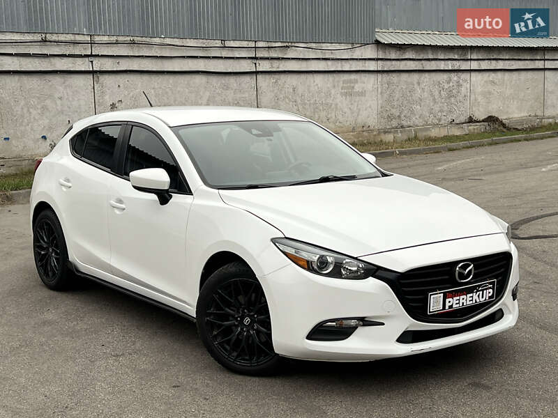 Mazda 3 2018