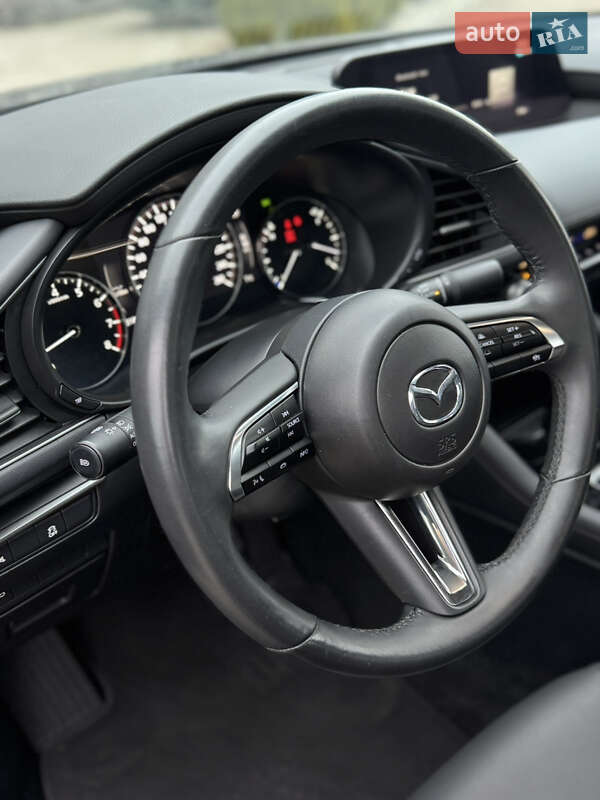 Седан Mazda 3 2023 в Киеве фото 23 Седан Mazda 3 2023 в Киеве