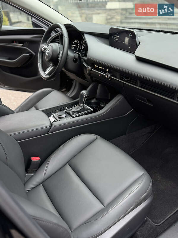 Седан Mazda 3 2023 в Киеве фото 31 Седан Mazda 3 2023 в Киеве
