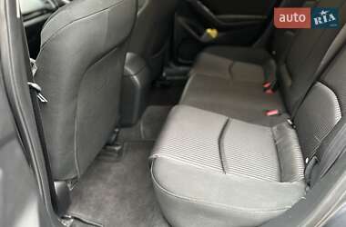 Седан Mazda 3 2015 в Киеве