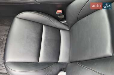 Седан Mazda 3 2019 в Днепре