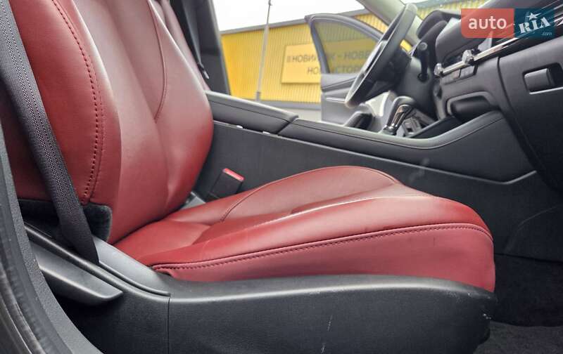 Седан Mazda 3 2023 в Киеве