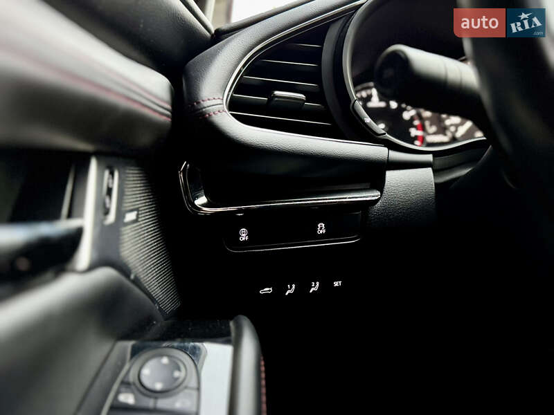 Седан Mazda 3 2023 в Киеве