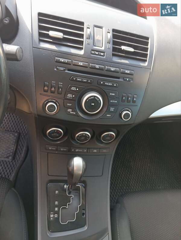 Хэтчбек Mazda 3 2011 в Крыжополе фото 9 Хэтчбек Mazda 3 2011 в Крыжополе