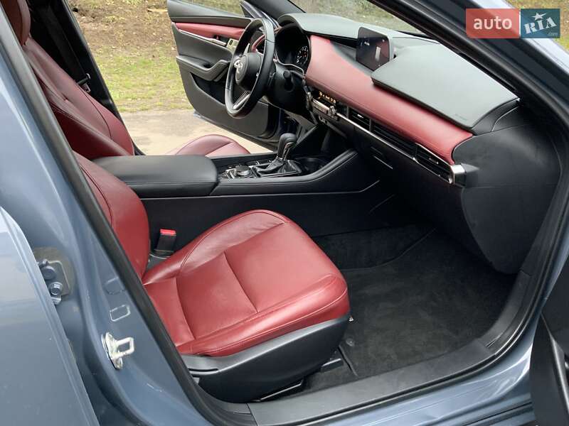 Хетчбек Mazda 3 2019 в Полтаві
