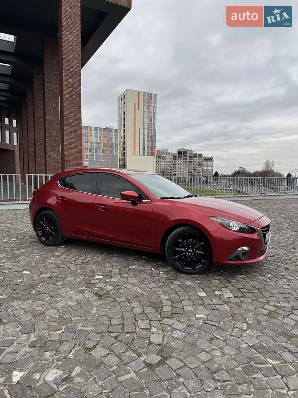 Хэтчбек Mazda 3 2013 в Днепре