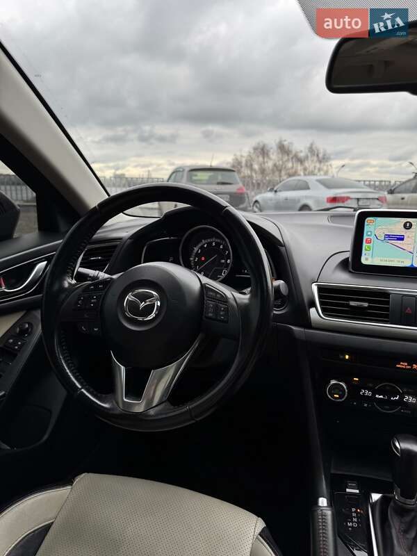 Хэтчбек Mazda 3 2013 в Днепре
