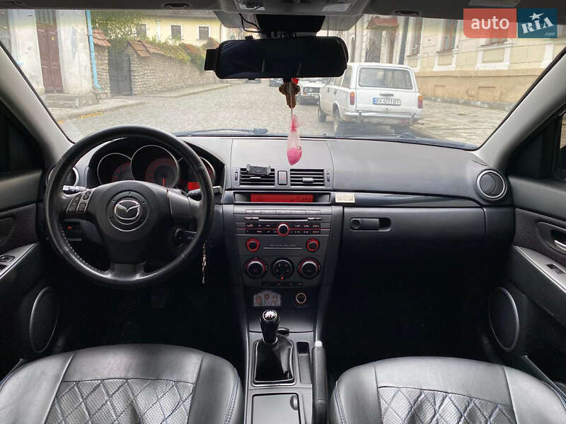 Седан Mazda 3 2007 в Каменец-Подольском