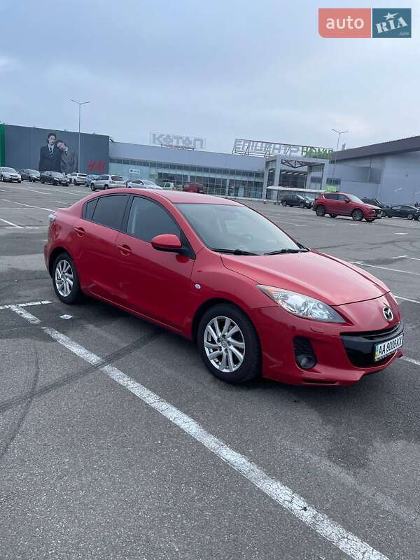 Седан Mazda 3 2011 в Києві
