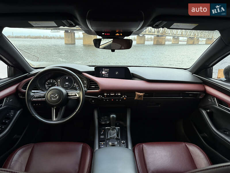 Хетчбек Mazda 3 2020 в Дніпрі