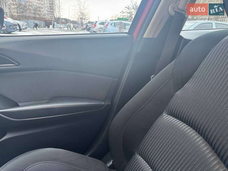 Хетчбек Mazda 3 2015 в Києві фото 14 Хетчбек Mazda 3 2015 в Києві