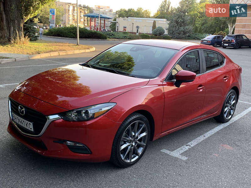 Седан Mazda 3 2018 в Одесі