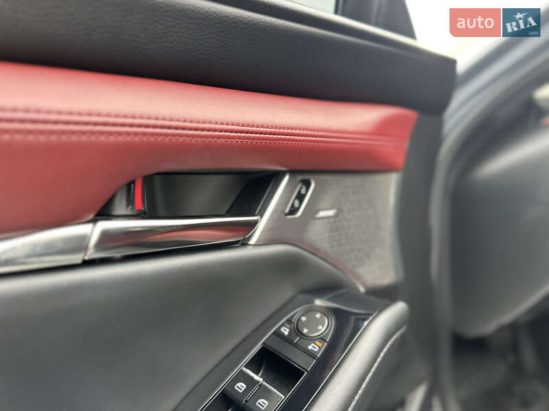 Хетчбек Mazda 3 2020 в Запоріжжі