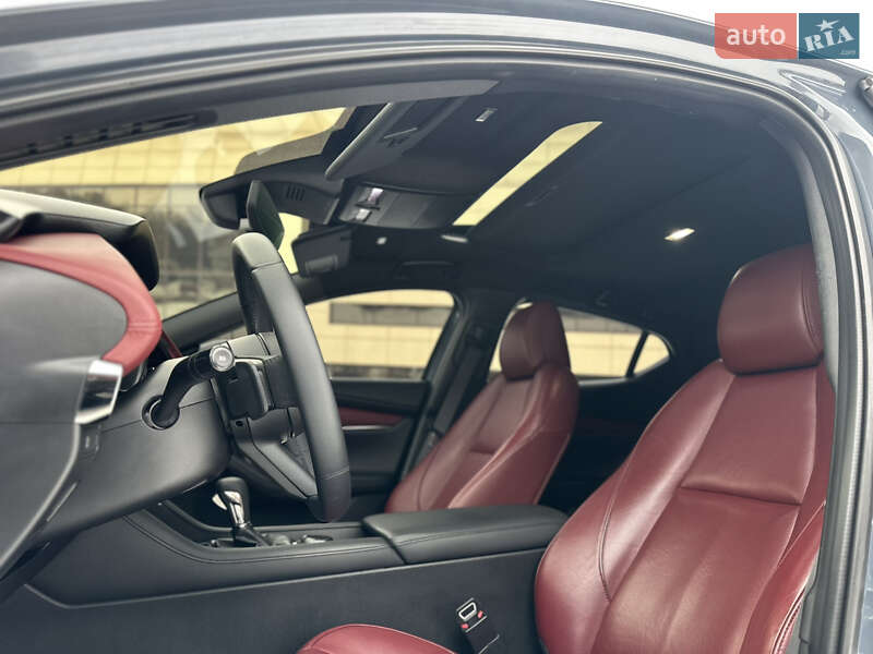 Хетчбек Mazda 3 2020 в Запоріжжі