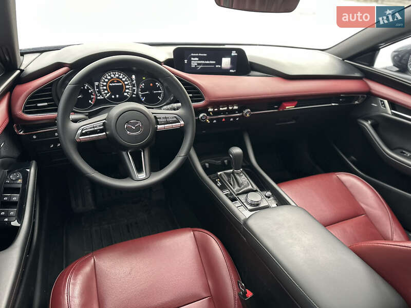 Хетчбек Mazda 3 2020 в Запоріжжі
