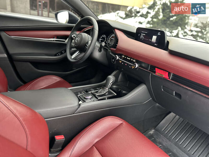 Хетчбек Mazda 3 2020 в Запоріжжі