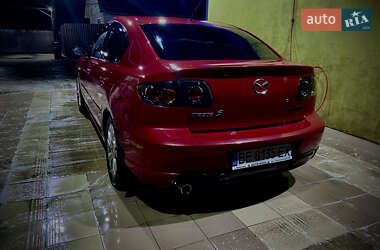 Седан Mazda 3 2005 в Доманевке