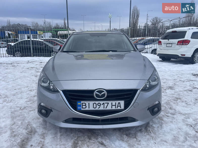 Mazda 3 2015