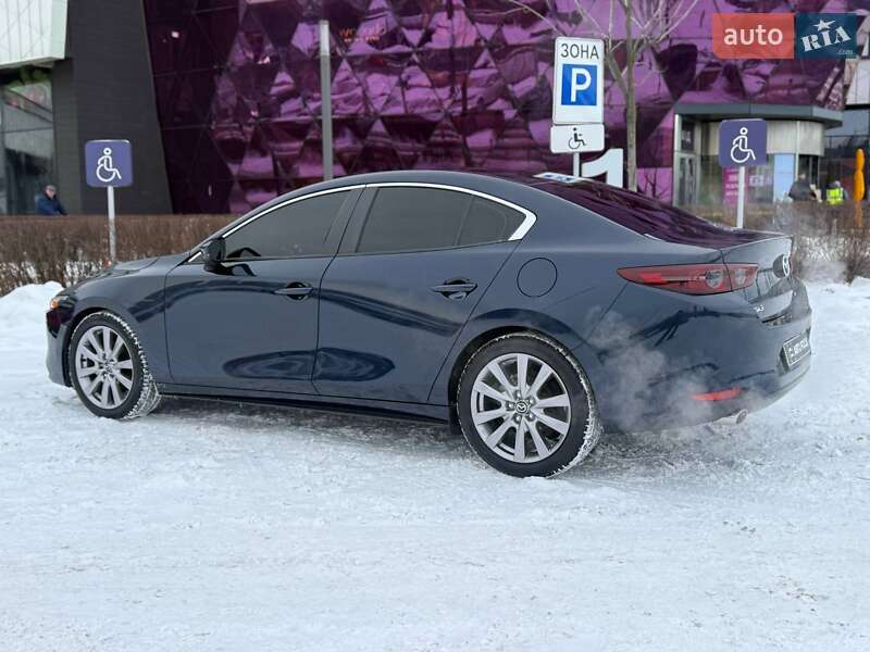 Седан Mazda 3 2021 в Києві