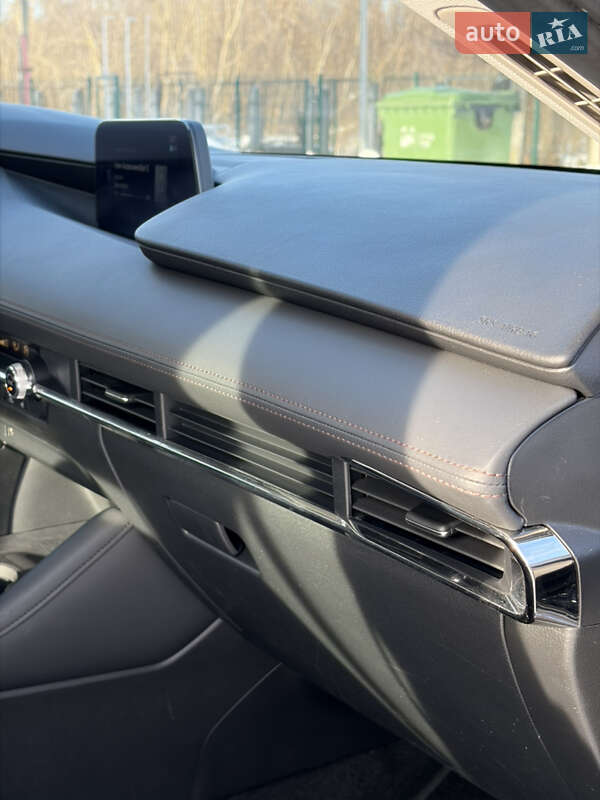 Седан Mazda 3 2020 в Житомире