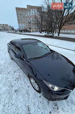 Седан Mazda 3 2016 в Кропивницком