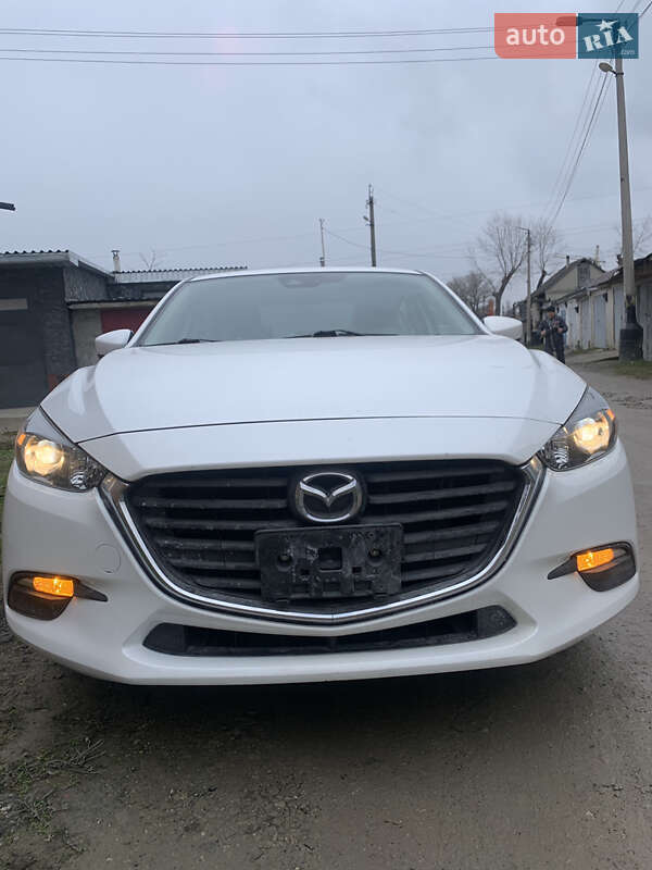 Седан Mazda 3 2018 в Каменец-Подольском