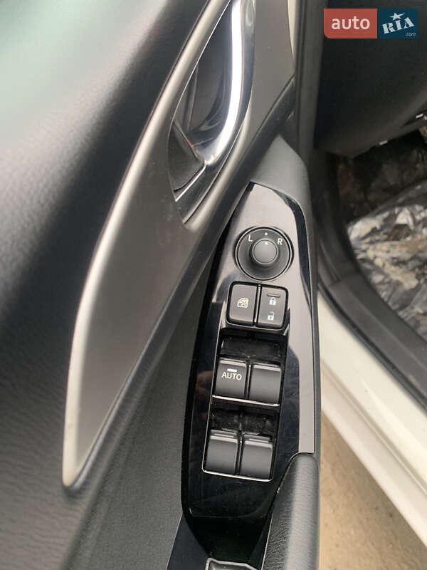 Седан Mazda 3 2018 в Каменец-Подольском