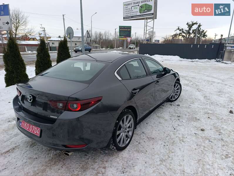 Седан Mazda 3 2022 в Киеве