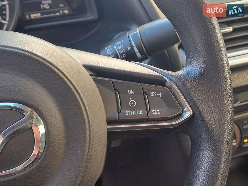 Седан Mazda 3 2018 в Одессе