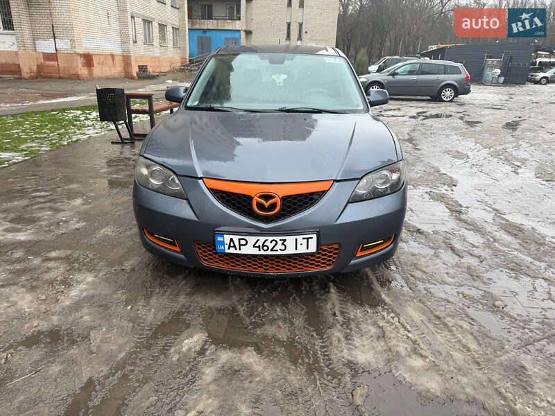 Седан Mazda 3 2006 в Запорожье