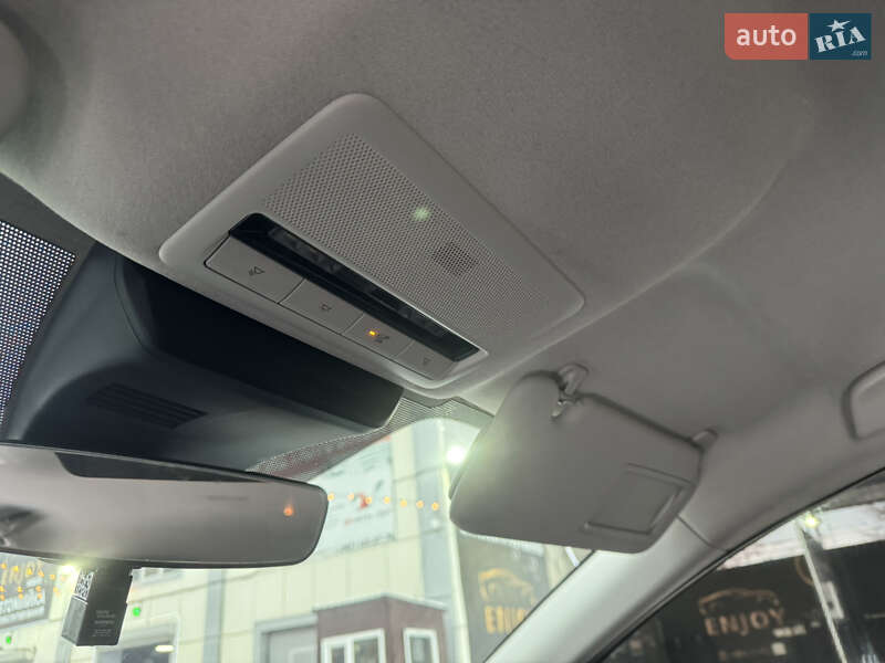 Седан Mazda 3 2020 в Днепре