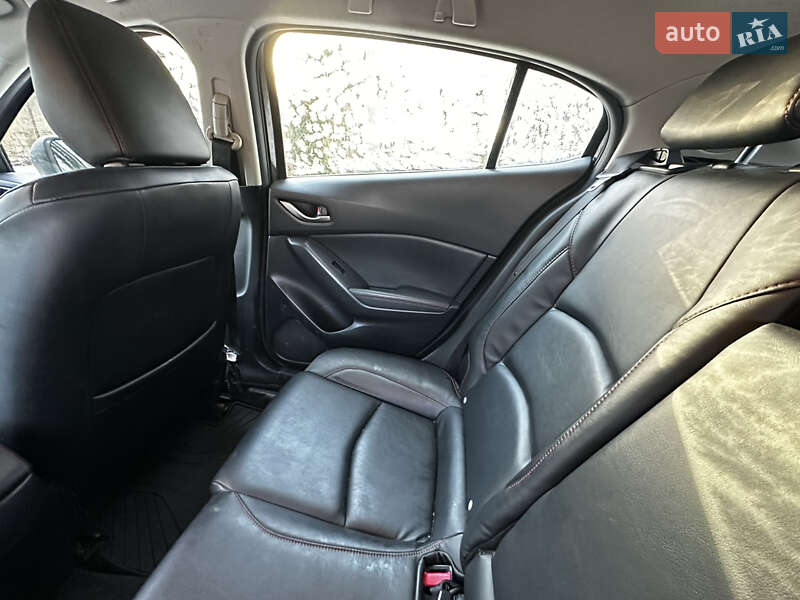 Хетчбек Mazda 3 2015 в Стебнику фото 13 Хетчбек Mazda 3 2015 в Стебнику
