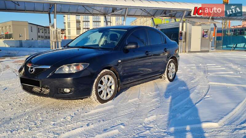 Седан Mazda 3 2008 в Ровно