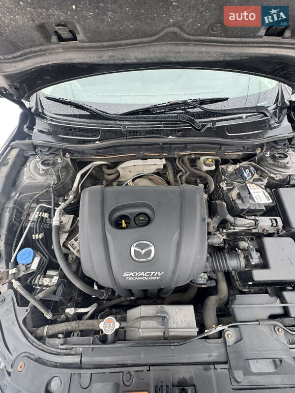 Седан Mazda 3 2015 в Софиевской Борщаговке