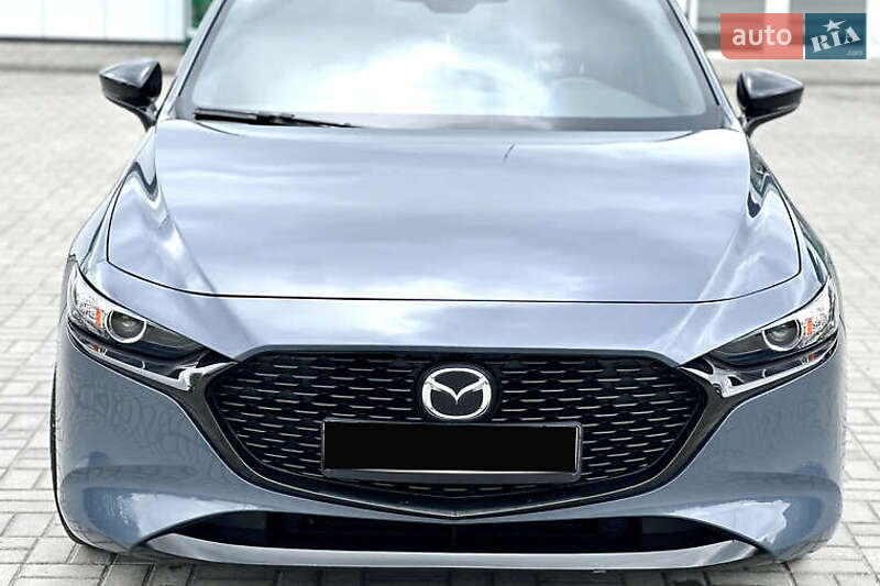 Хэтчбек Mazda 3 2022 в Киеве