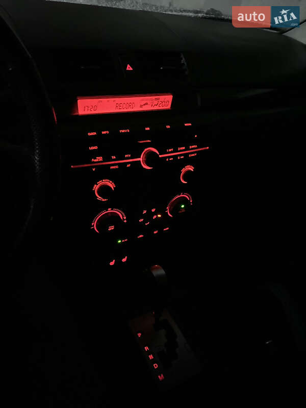 Хэтчбек Mazda 3 2008 в Малине