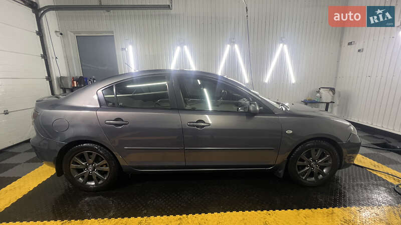 Седан Mazda 3 2007 в Киеве