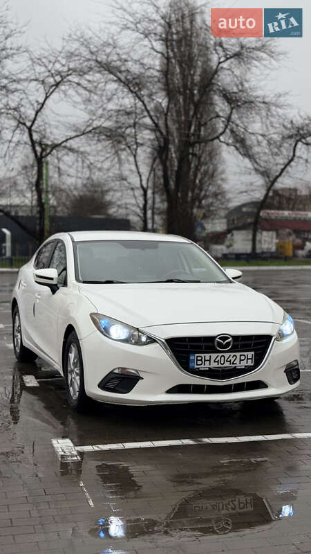 Седан Mazda 3 2014 в Одесі