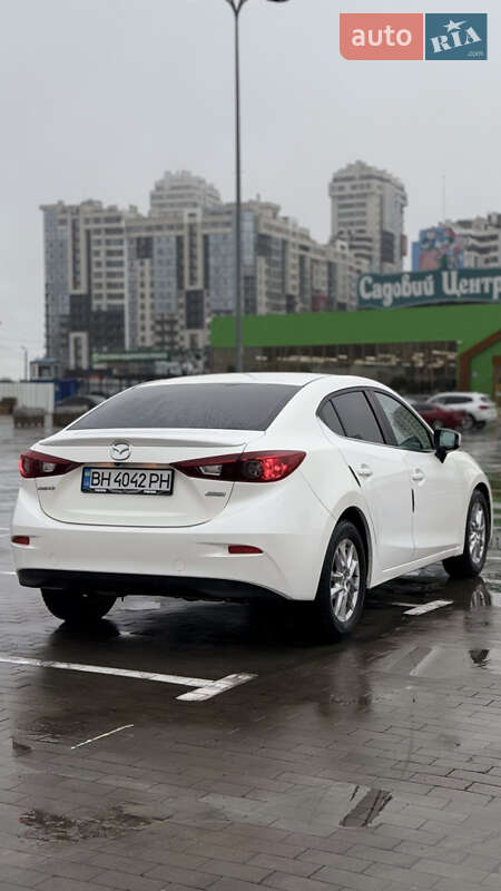 Седан Mazda 3 2014 в Одесі