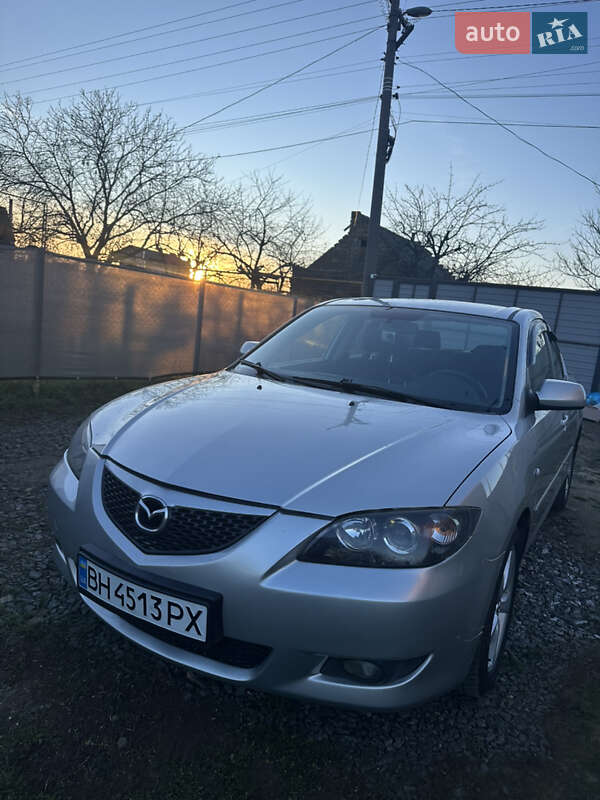 Седан Mazda 3 2005 в Одессе