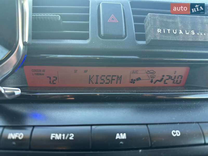 Седан Mazda 3 2005 в Одессе