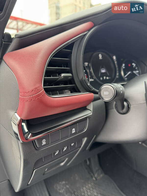 Хэтчбек Mazda 3 2021 в Виннице