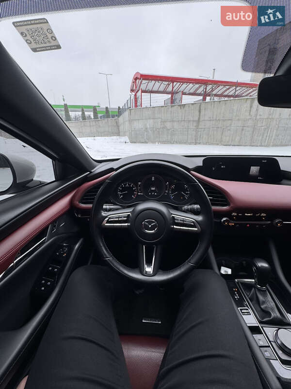 Хэтчбек Mazda 3 2021 в Виннице