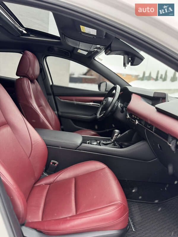 Хэтчбек Mazda 3 2021 в Виннице