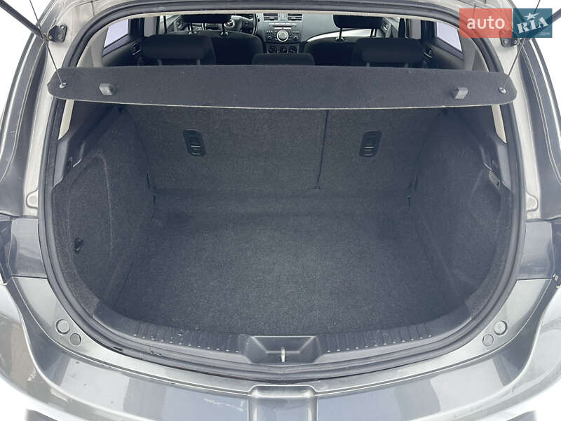 Хэтчбек Mazda 3 2009 в Гнивани