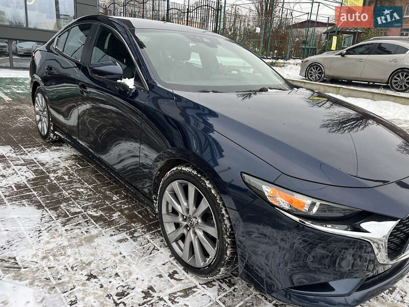 Седан Mazda 3 2020 в Киеве