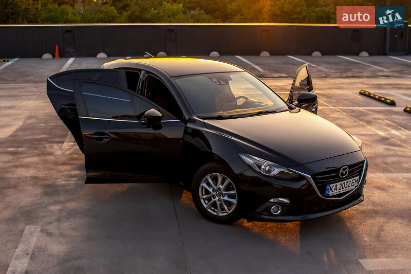 Хетчбек Mazda 3 2016 в Києві